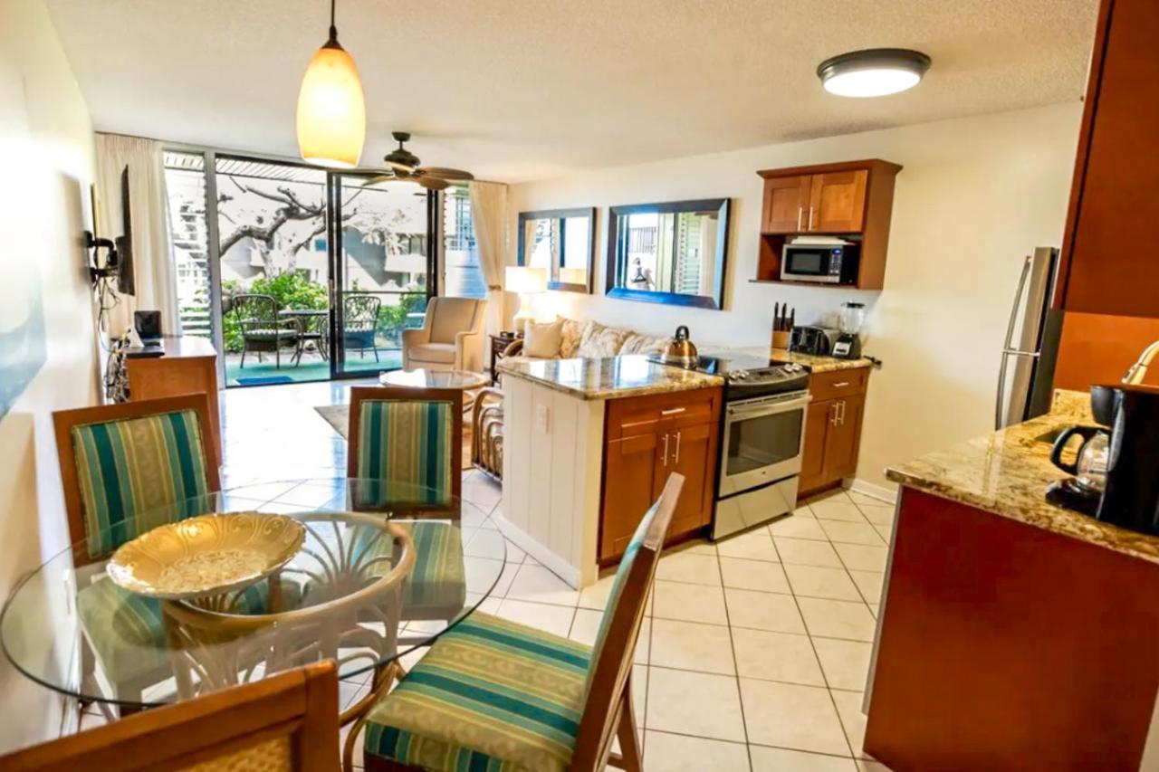 Mahina Surf I Villa Napili-Honokowai Room photo